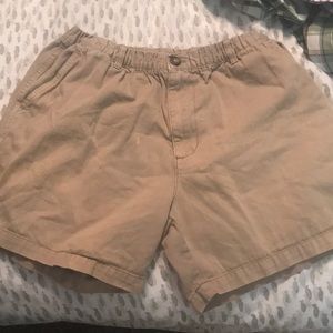 Men’s bear bottom dark khaki shorts